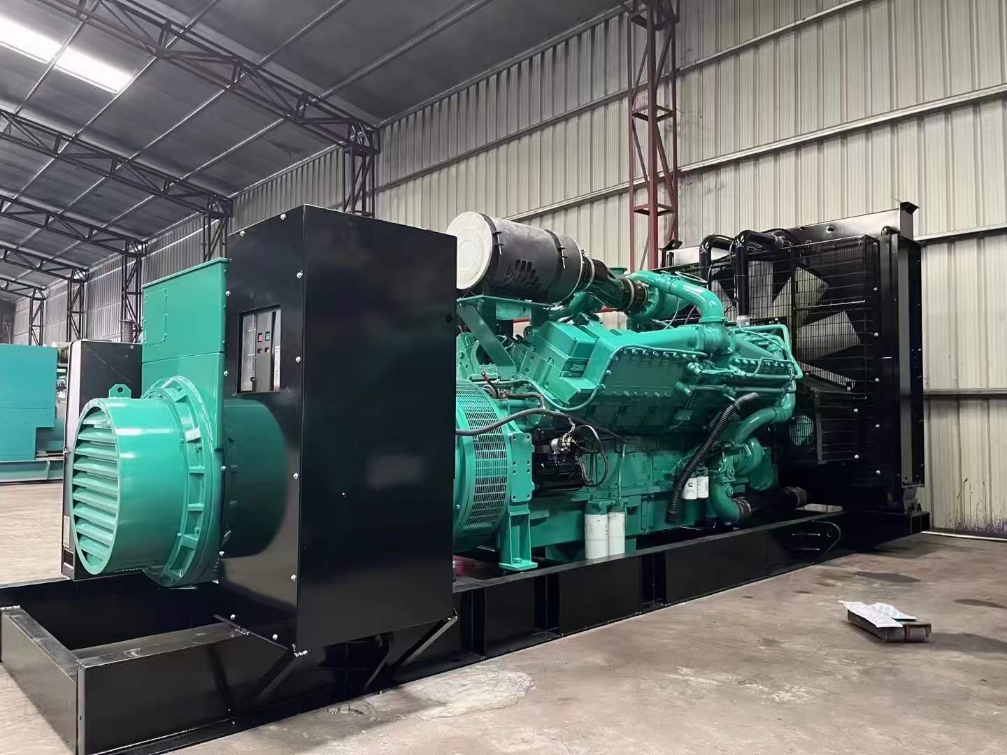 宁蒗如何降低 800kW 柴油发电机输出电流的波动？
