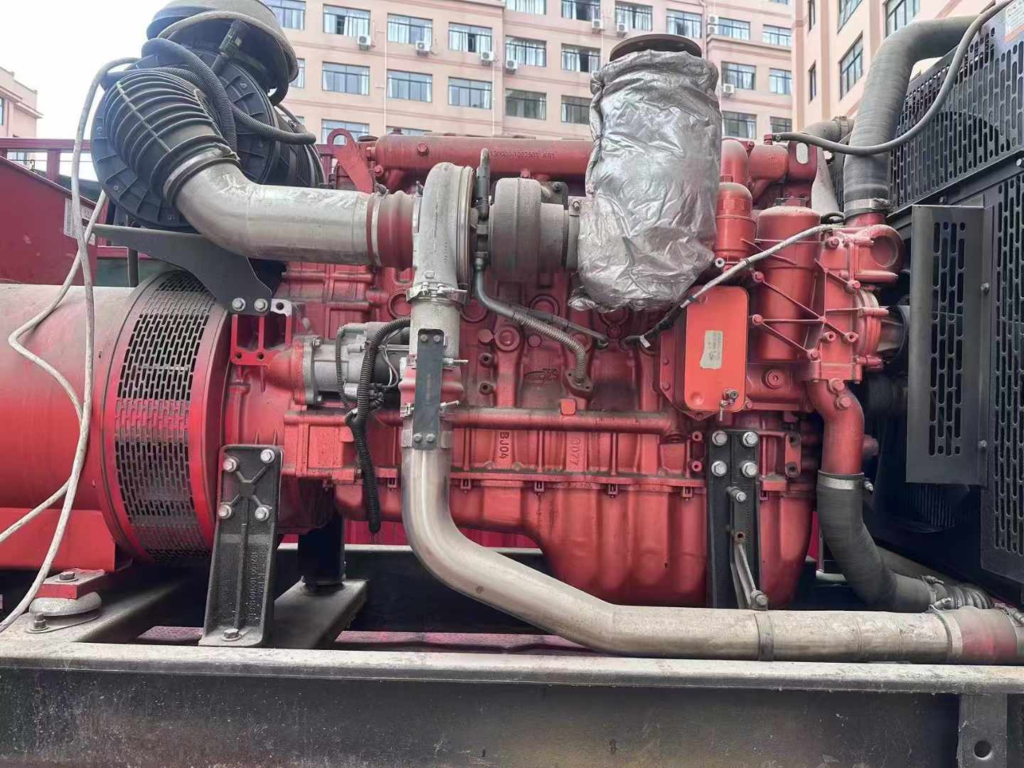 宁蒗如何选择适合 600kW 柴油发电机组的过载保护器？