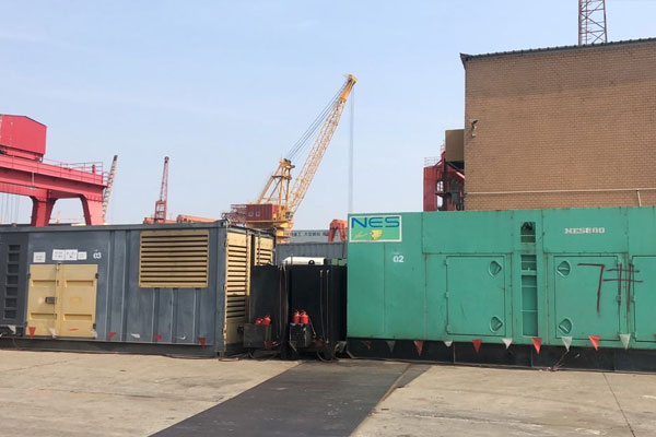 宁蒗发电机出租空气滤清器的清洁频率是多少?
