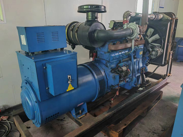 宁蒗100kW柴油发电机组使用多级机油有哪些优缺点？